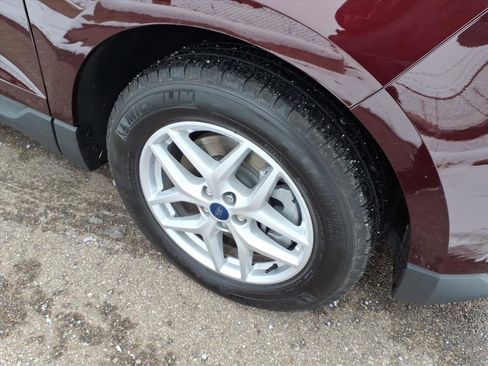 Certified 2022 Ford Edge SEL w/ Convenience Package image 5