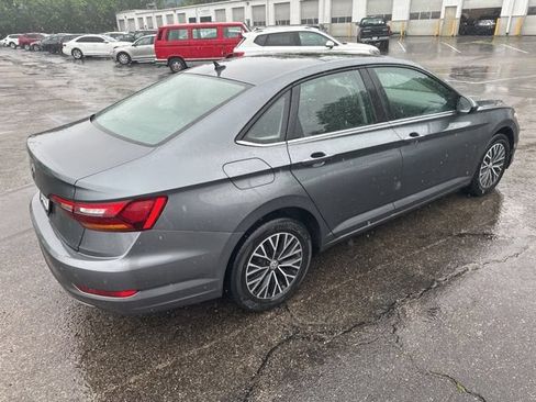 Used 2019 Volkswagen Jetta SE FWD image 34