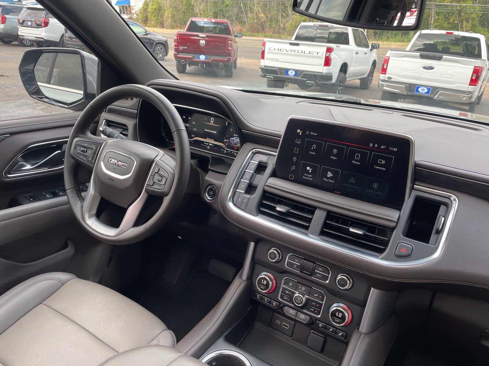 Used 2024 GMC Yukon SLT w/ SLT Premium Package RWD image 33