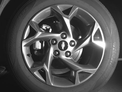 Used 2025 Chevrolet Trax LT w/ LT Convenience Package image 11