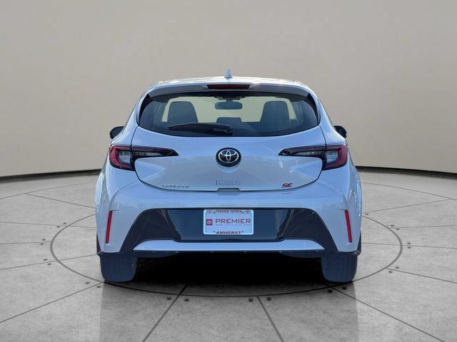 Certified 2025 Toyota Corolla SE w/ SE Package FWD image 5