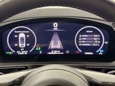 Certified 2025 Porsche Cayenne GTS AWD/4WD image 28