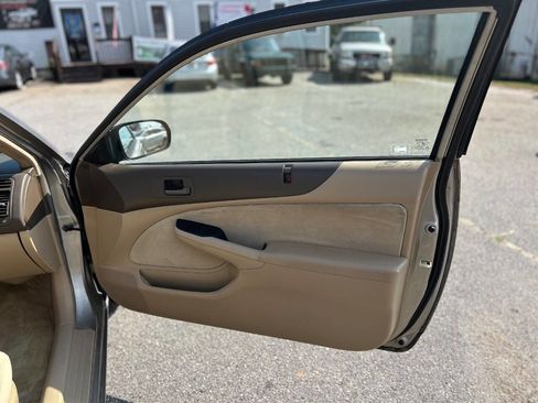 Used 2005 Honda Civic LX image 10