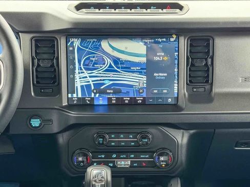 New 2025 Ford Bronco Badlands image 13