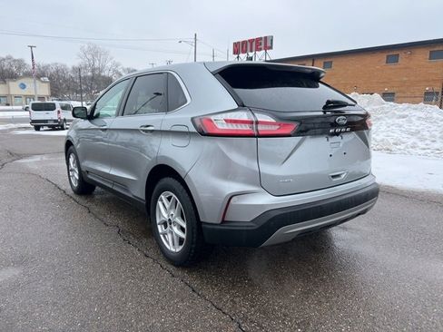 Certified 2023 Ford Edge SEL w/ Convenience Package image 4