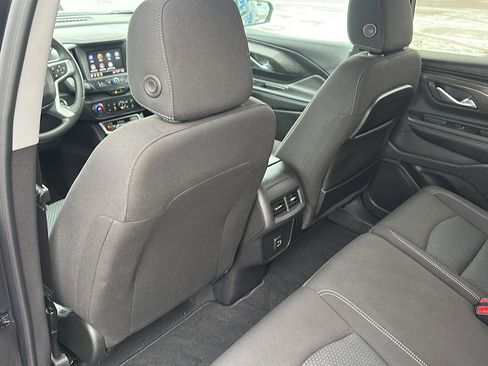 Used 2024 GMC Terrain SLE w/ Driver Convenience Package image 15