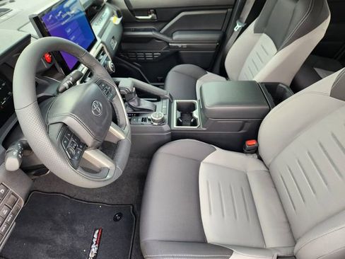 New 2025 Toyota Tacoma TRD Off-Road AWD/4WD image 11