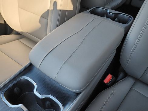 New 2026 GMC Acadia Elevation w/ Black Edition image 32