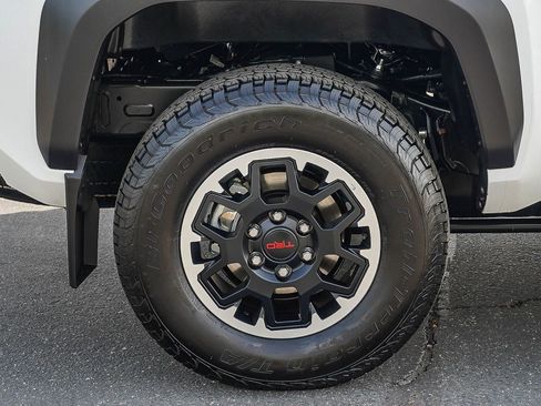 Certified 2024 Toyota Tacoma TRD Off-Road w/ TRD Off Road Upgrade Package image 13