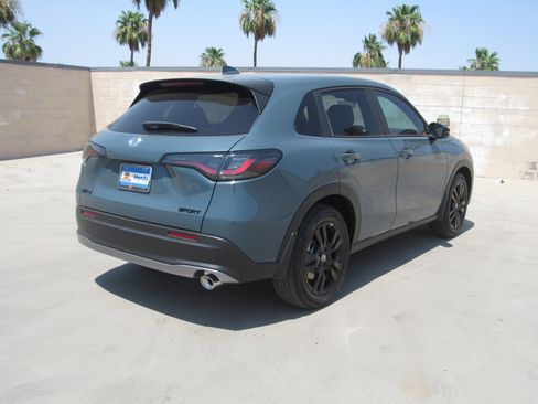 New 2026 Honda HR-V Sport image 4