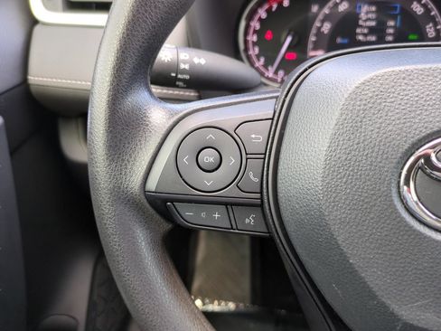Used 2023 Toyota RAV4 XLE FWD image 19