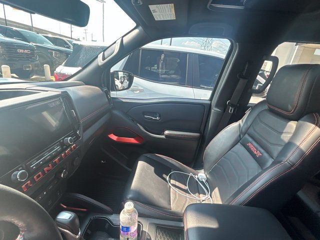 Used 2025 Nissan Frontier Pro-X w/ Pro Premium Package RWD image 7