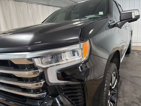 Certified 2024 Chevrolet Silverado 1500 High Country w/ Technology Package AWD/4WD image 14