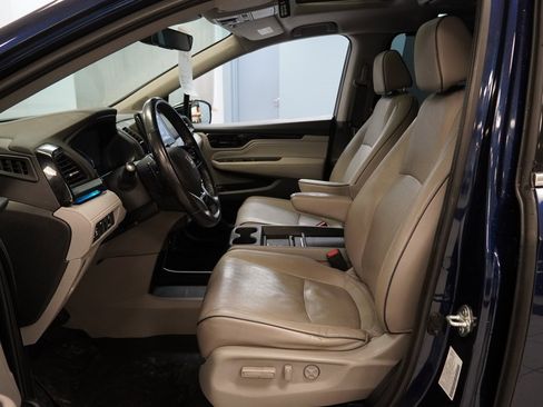 Used 2022 Honda Odyssey Elite image 5