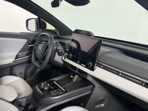 Used 2026 Subaru Solterra Premium image 32