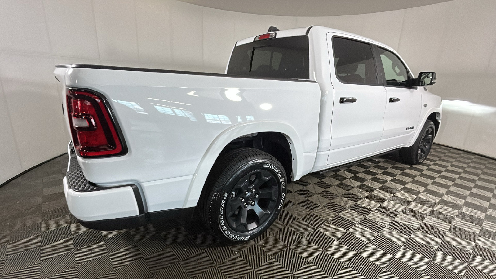 Used 2026 RAM 1500 Big Horn AWD/4WD image 3