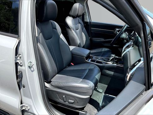 Used 2023 Kia Sorento SX FWD image 30