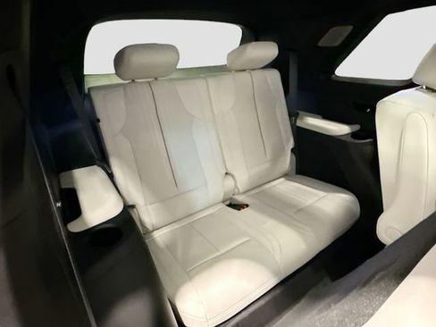 New 2026 Cadillac Vistiq Sport image 24