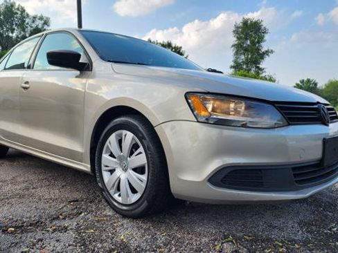 Used 2012 Volkswagen Jetta Sedan FWD image 1