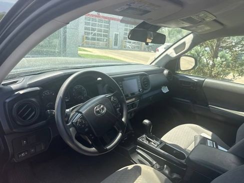 Used 2023 Toyota Tacoma SR AWD/4WD image 11