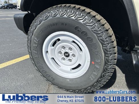 New 2026 Ford Bronco Heritage Edition image 10