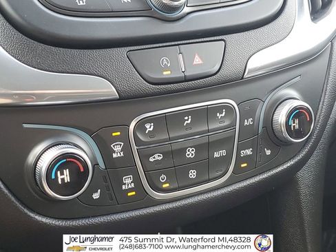 Used 2024 Chevrolet Equinox LT w/ LPO, Floor Liner Package image 18