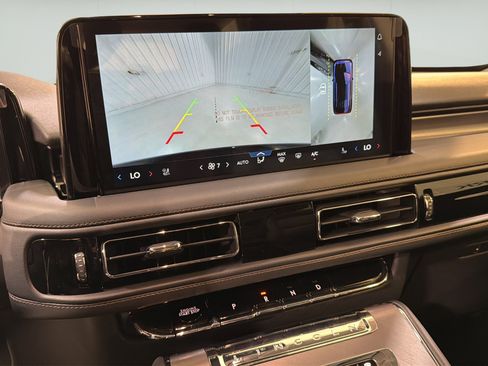 New 2026 Lincoln Aviator 2WD image 15