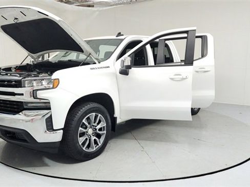 Used 2021 Chevrolet Silverado 1500 LT w/ All Star Edition Plus image 9
