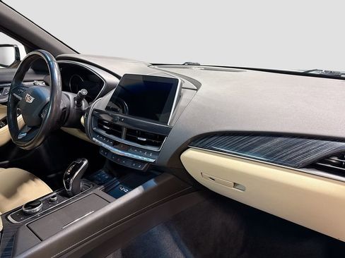 Used 2023 Cadillac CT5 Luxury image 28