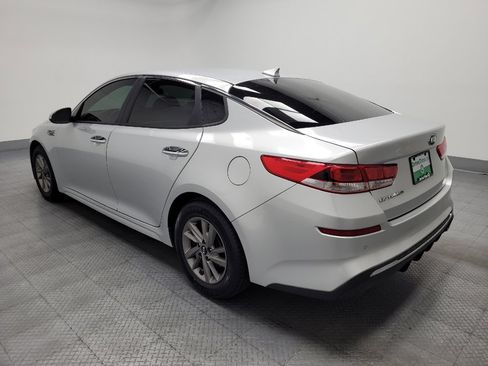 Used 2020 Kia Optima LX FWD image 3