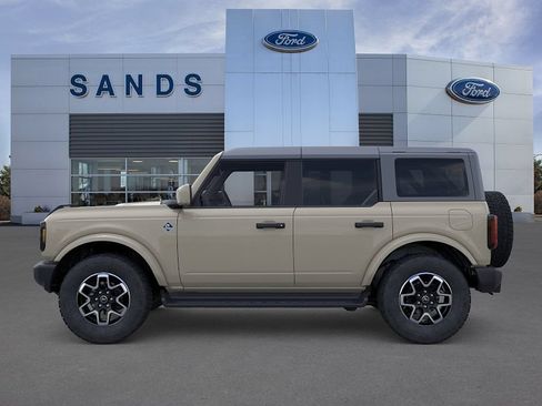 New 2026 Ford Bronco Outer Banks AWD/4WD image 3