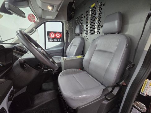 Used 2017 Ford Transit 250 148 Medium Roof RWD image 13