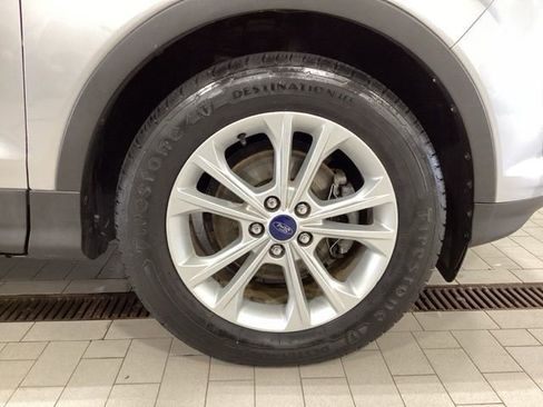 Used 2017 Ford Escape SE image 24