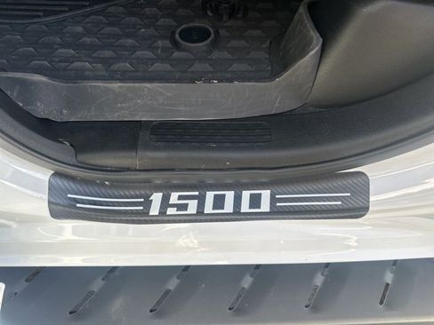 Used 2023 RAM 1500 Big Horn image 8