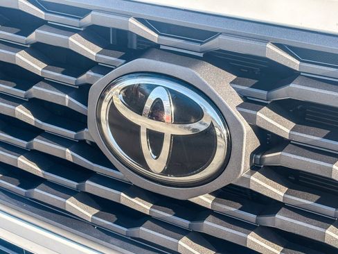 Used 2023 Toyota Tacoma TRD Off-Road w/ Black Out Package (TMS) image 10