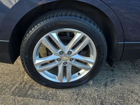 Used 2018 Chevrolet Equinox Premier image 9