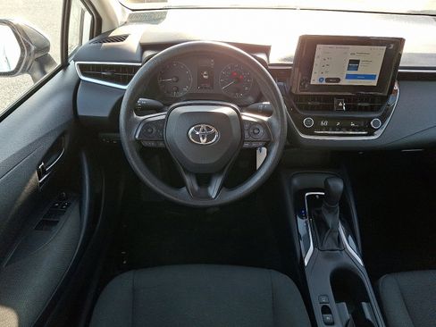 Used 2023 Toyota Corolla LE image 13