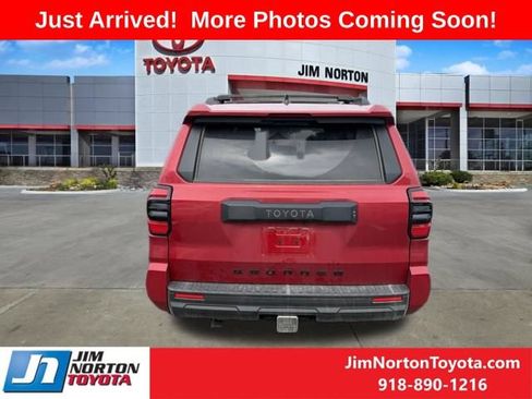Used 2026 Toyota 4Runner SR5 AWD/4WD image 7