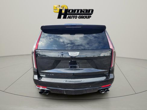 Used 2021 Cadillac Escalade Sport w/ Driver Assist Tech Package AWD/4WD image 5