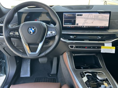 Used 2026 BMW X5 xDrive50e AWD/4WD image 18