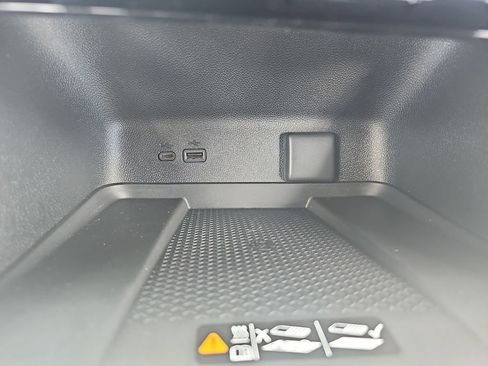 New 2026 Chevrolet Traverse LT FWD image 27