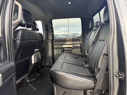 Used 2017 Ford F350 Lariat w/ Chrome Package image 33