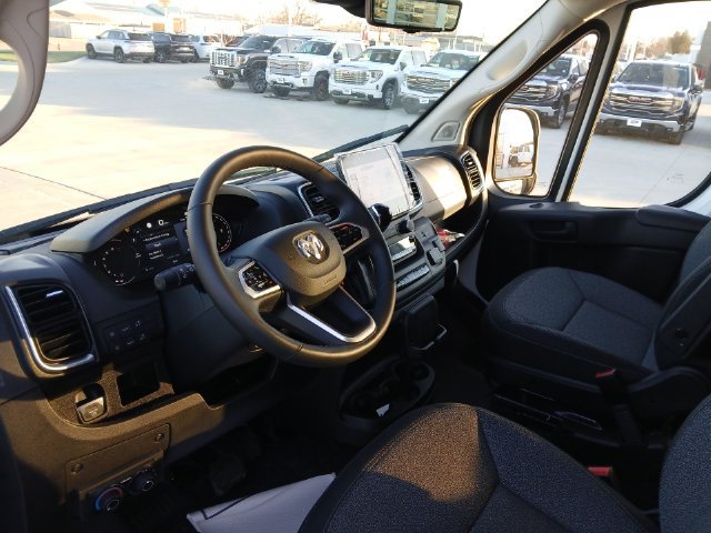 Used 2024 RAM ProMaster 2500 w/ Advanced Safety Group FWD image 10