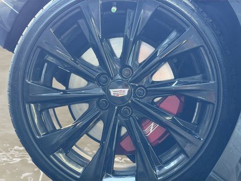 Used 2020 Cadillac CT4 V w/ Climate Package image 20