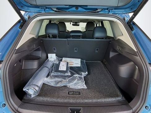 New 2026 Volkswagen Tiguan SE image 25