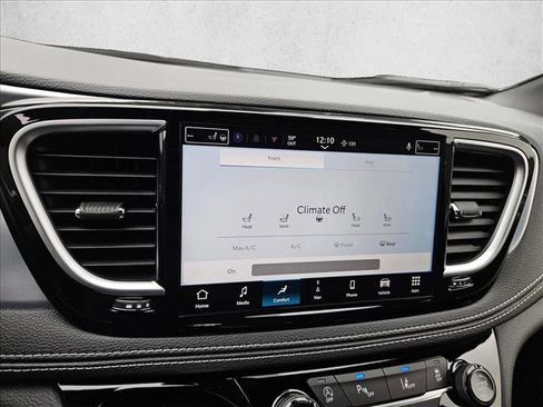 New 2026 Chrysler Pacifica Limited w/ S Appearance Package image 14