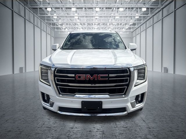 Used 2023 GMC Yukon SLT AWD/4WD image 8
