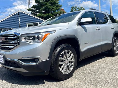 Used 2018 GMC Acadia SLE image 5