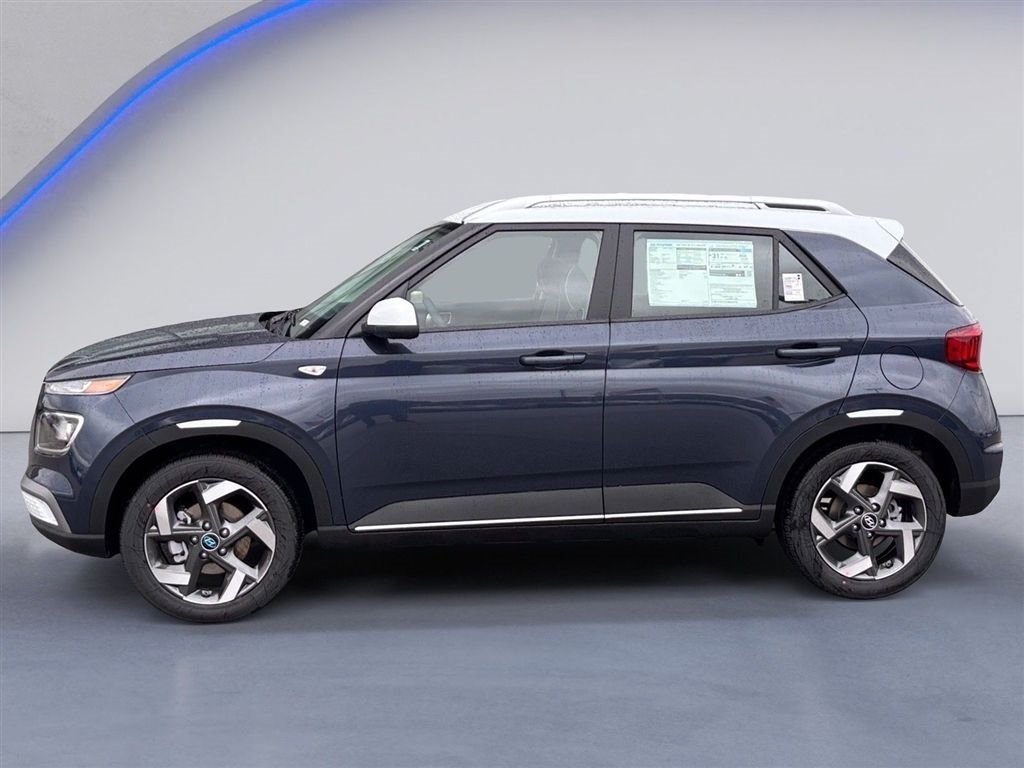 New 2026 Hyundai Venue SEL FWD image 7