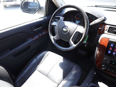 Used 2013 Chevrolet Tahoe LT AWD/4WD image 19